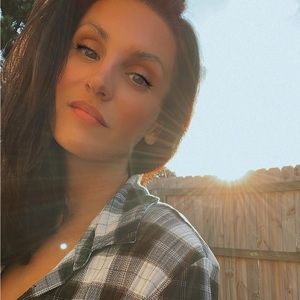 Meet your Posher, Britney